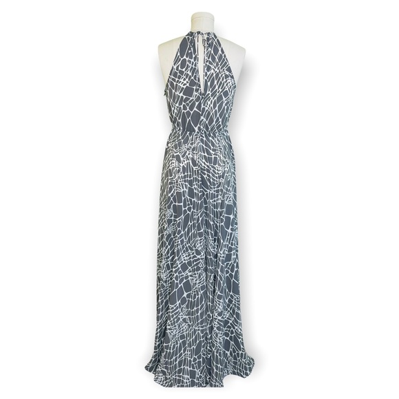 Lulu’s Marble Mood Grey Print Halter Maxi Dress Size Small NWT - Picture 7 of 13